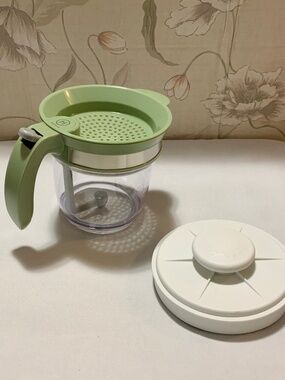 Henning Lee Fat & Gravy Separator and Rapid Slicer